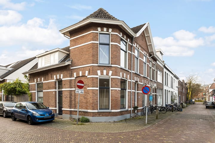 Foto 1 van Venestraat 45