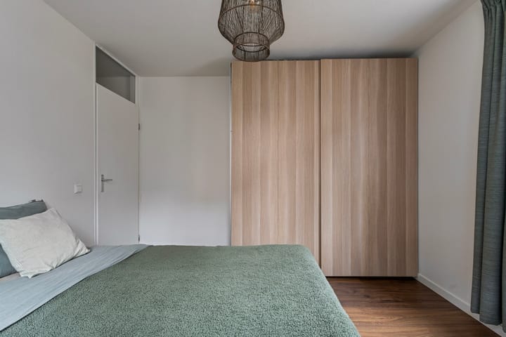 Foto 15 van J.C. van Epenstraat 73