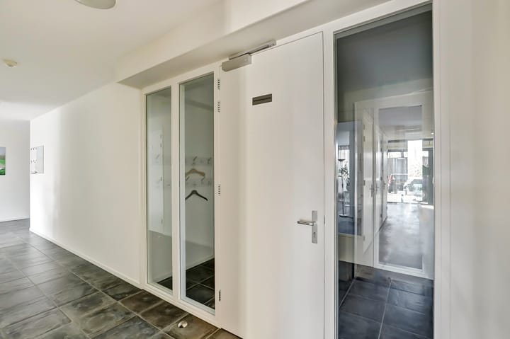 Foto 33 van Wijnmalenstraat 11