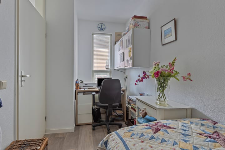 Foto 24 van Westsingel 8