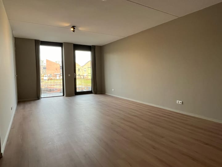 Foto 3 van Buitendreef 6-04