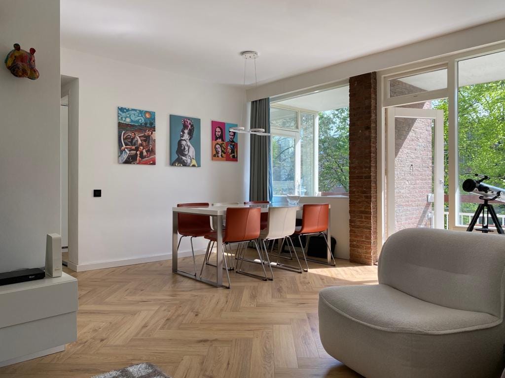 Foto 1 van Van Leijenberghlaan 403-2