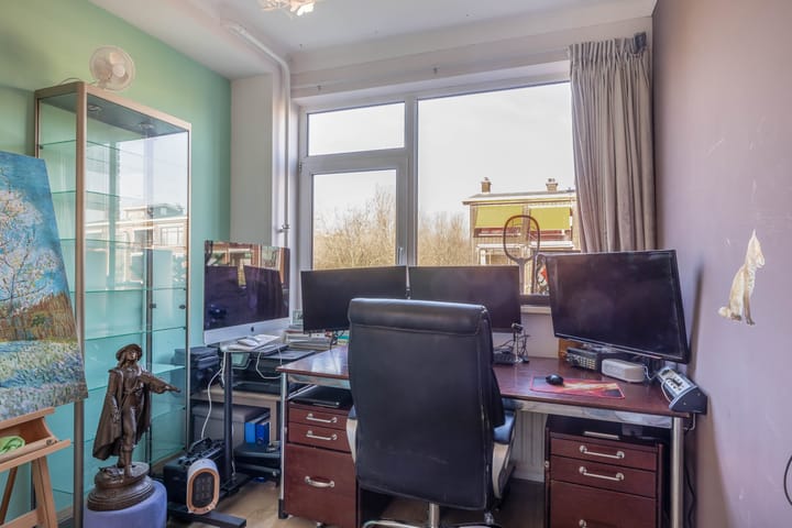 Foto 14 van Larixstraat 52