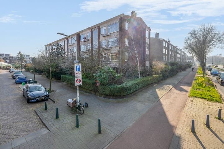 Foto 24 van Larixstraat 52