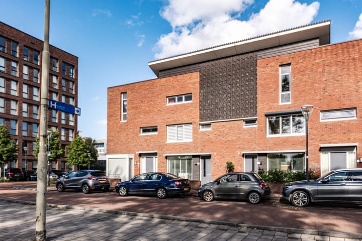 Foto 27 van Roolandweg 87