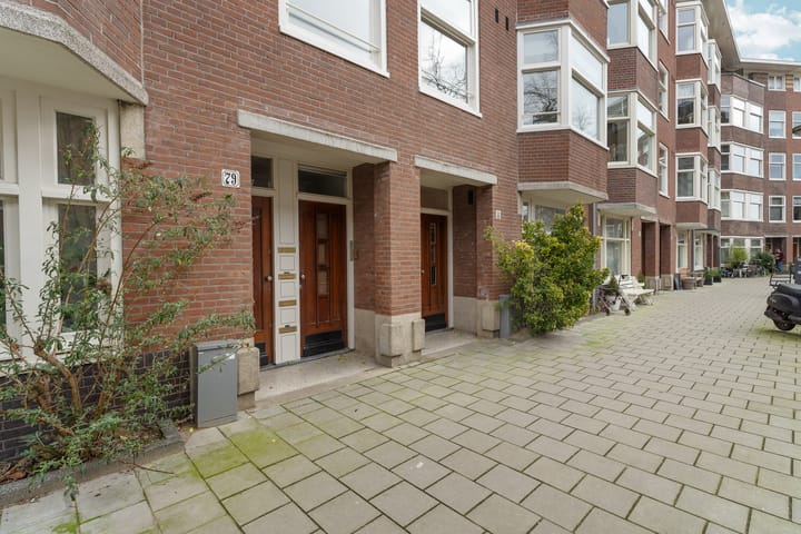 Photo 3 of Waalstraat 79-1