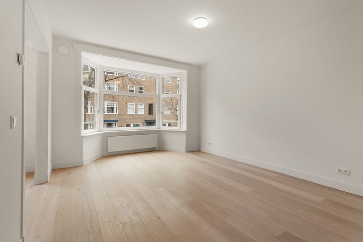 Photo 5 of Waalstraat 79-1