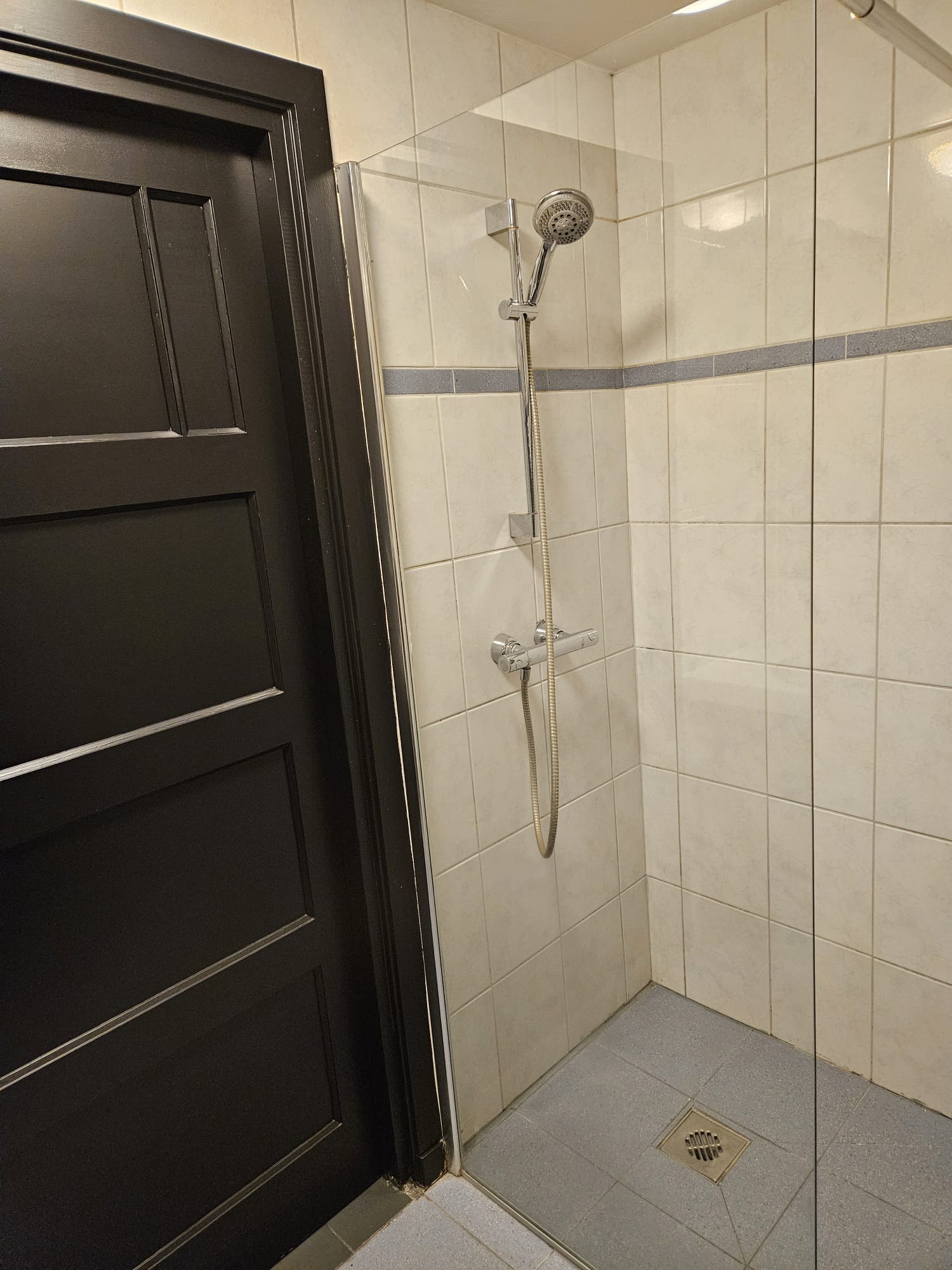 Foto 15 van Van Meterenstraat 25