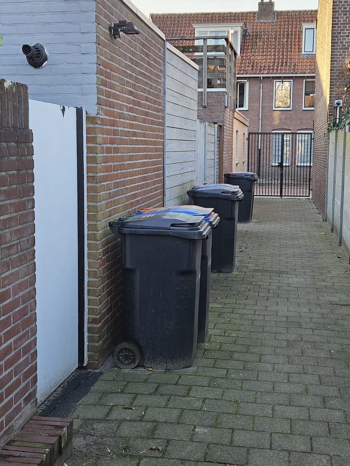 Foto 22 van Van Meterenstraat 25