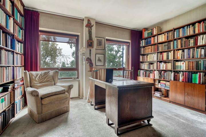 Foto 3 van Aert van Neslaan 428