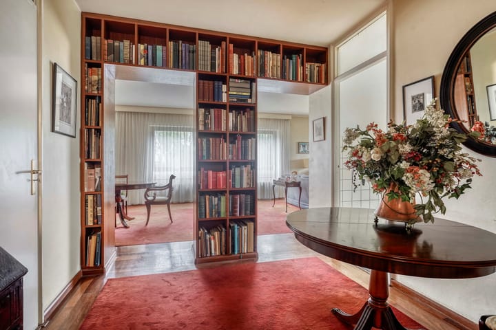 Foto 8 van Aert van Neslaan 428