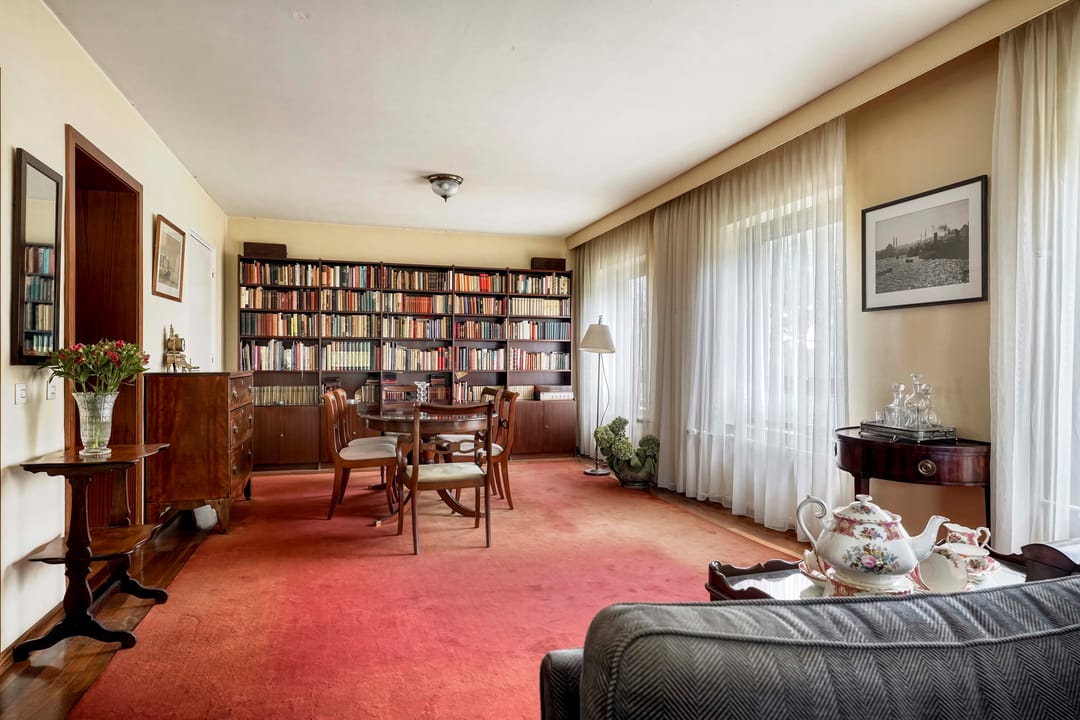 Foto 11 van Aert van Neslaan 428