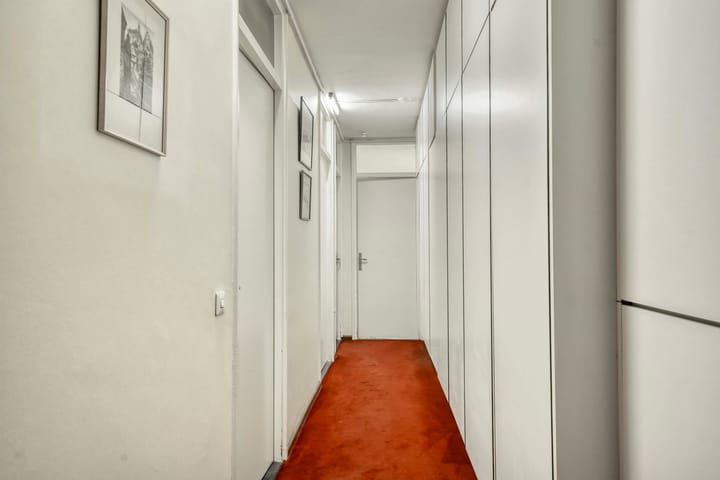 Foto 18 van Aert van Neslaan 428