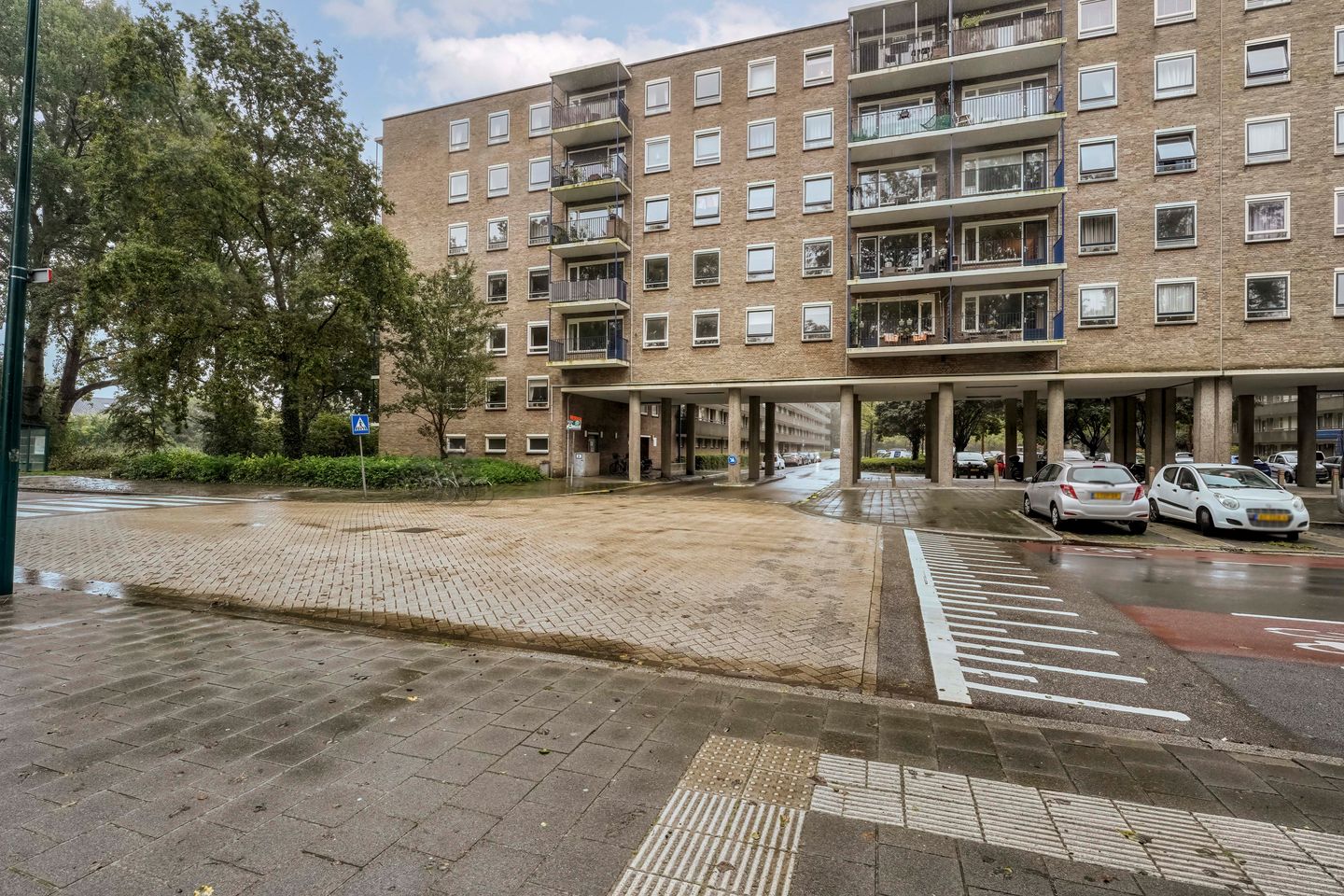 Foto 29 van Aert van Neslaan 428