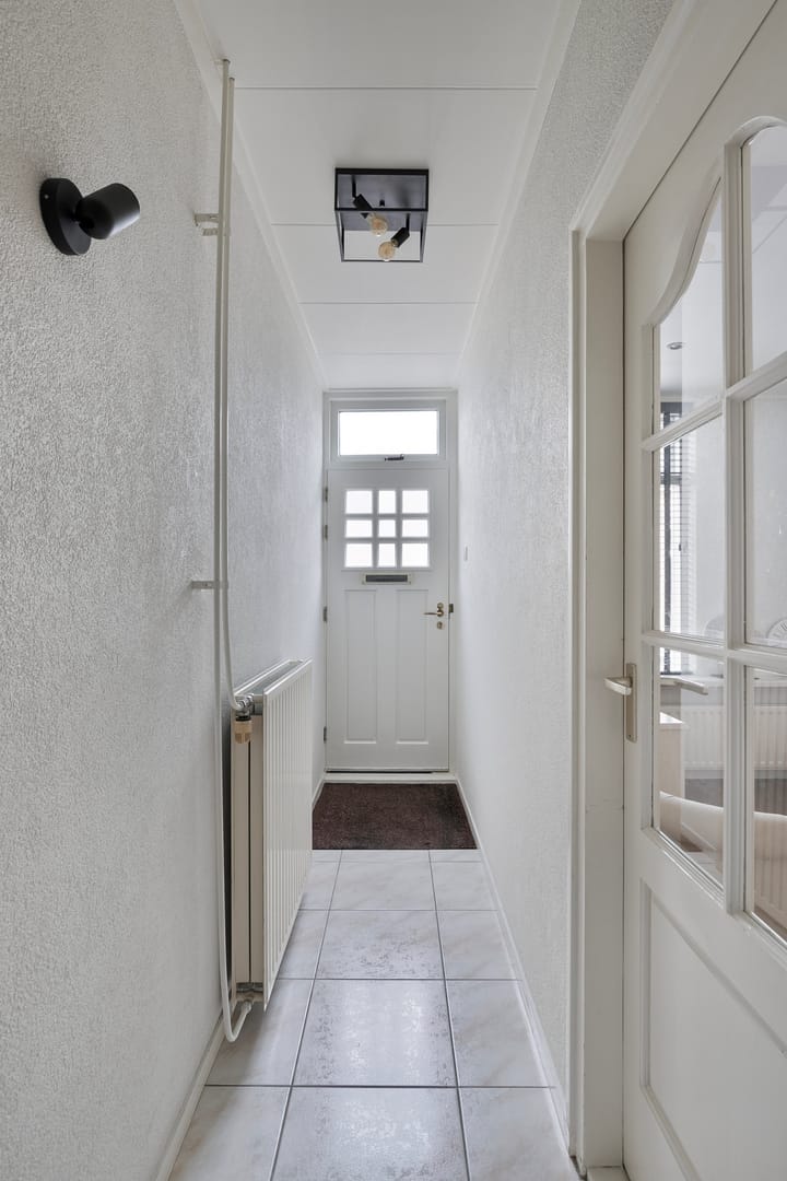 Photo 6 of Weeshuisstraat 6