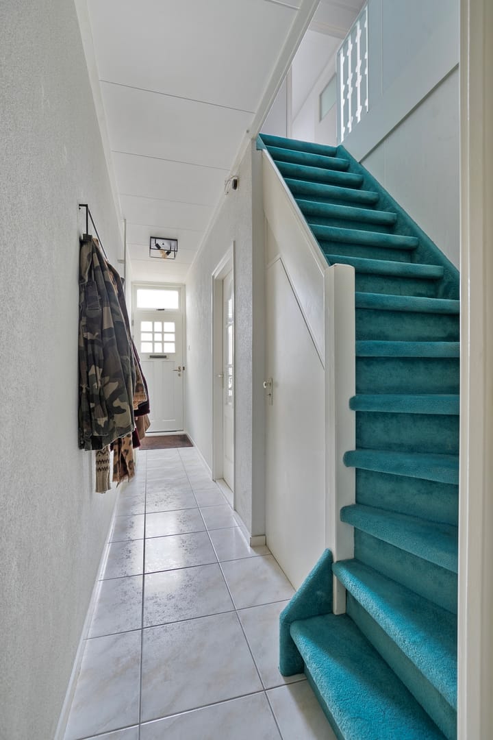 Photo 8 of Weeshuisstraat 6