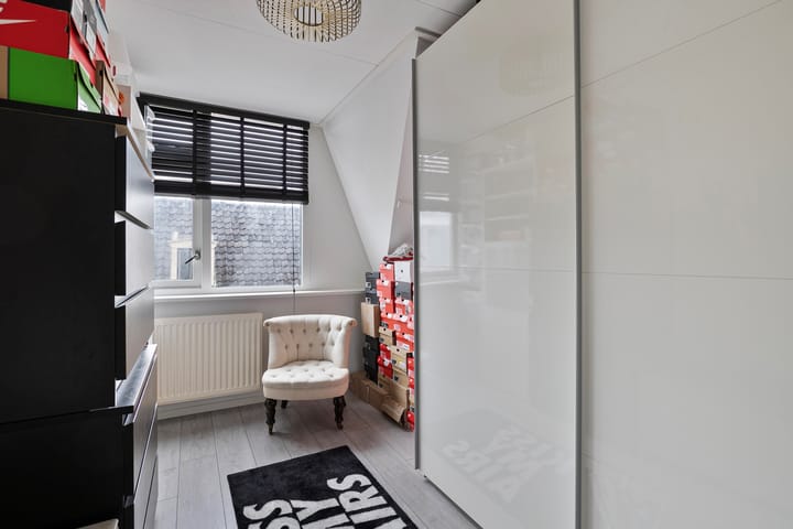 Photo 20 of Weeshuisstraat 6