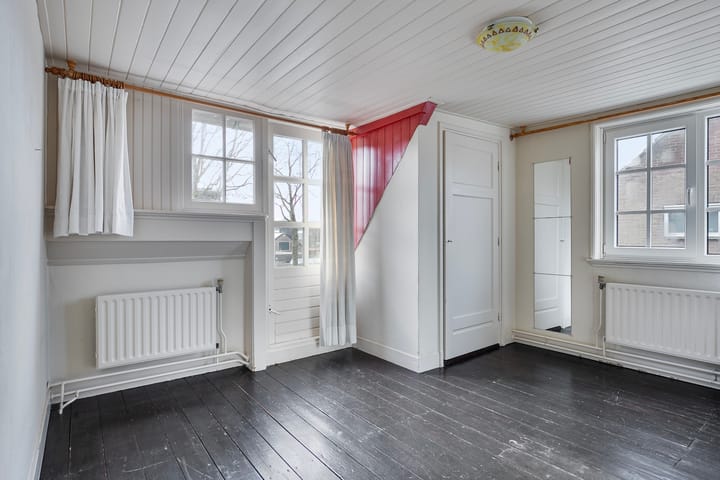 Foto 4 van De Leeuwerikstraat 36