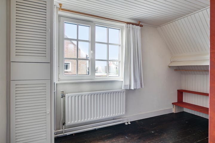 Foto 29 van De Leeuwerikstraat 36