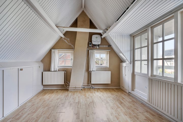 Foto 33 van De Leeuwerikstraat 36