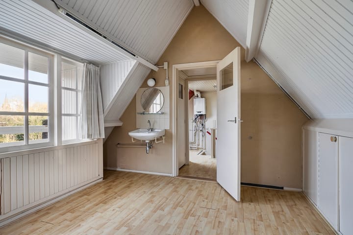 Foto 34 van De Leeuwerikstraat 36