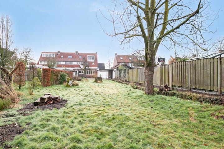 Foto 39 van De Leeuwerikstraat 36