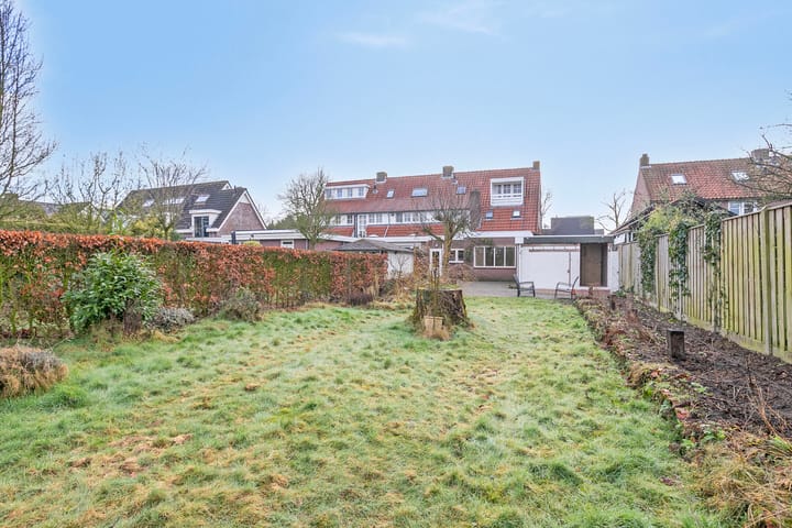 Foto 40 van De Leeuwerikstraat 36