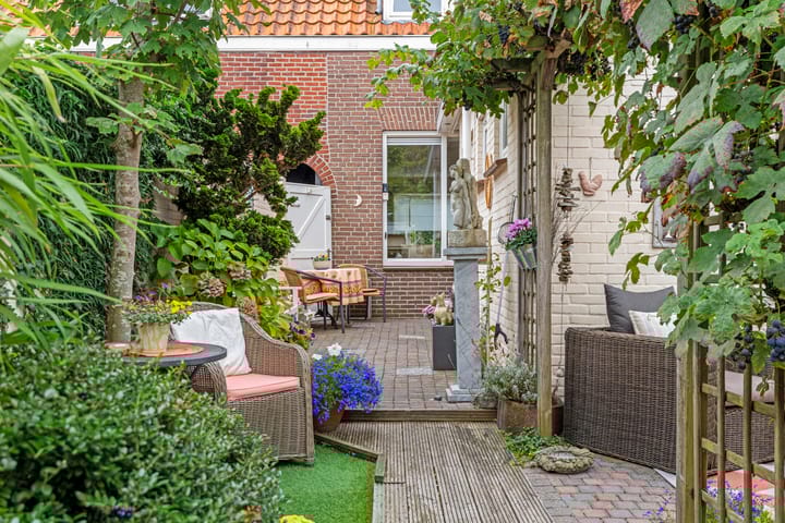 Foto 2 van Emmastraat 9