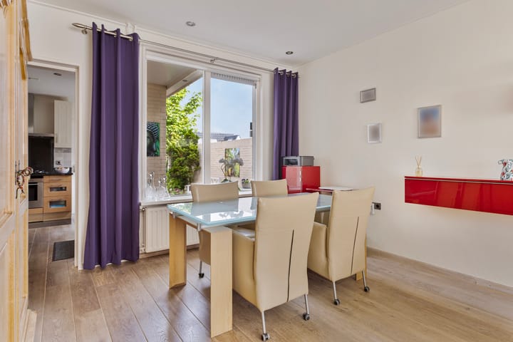 Foto 9 van Emmastraat 9