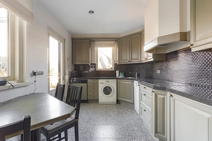 Foto 10 van Robert Regoutstraat 15