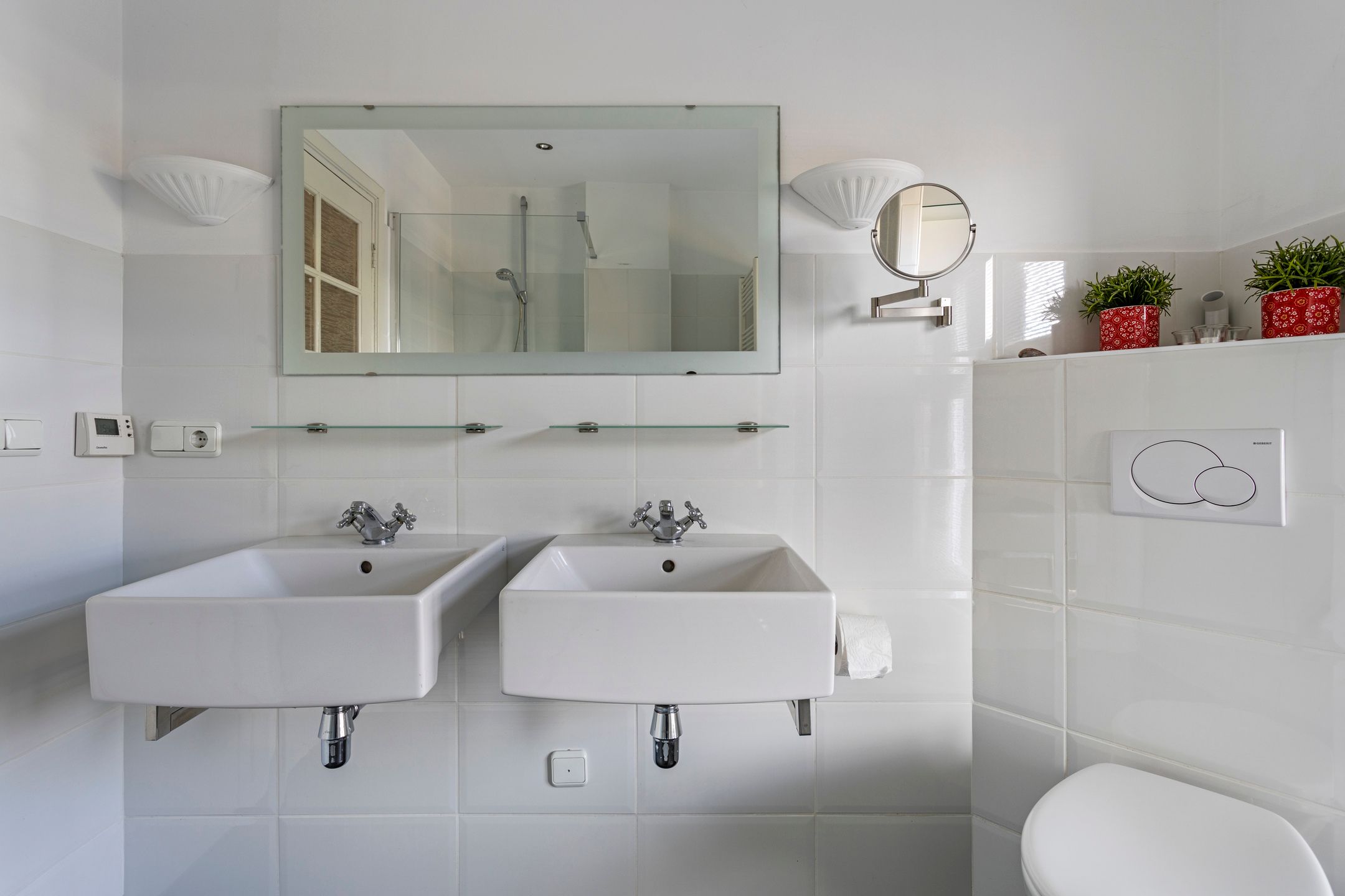 Foto 21 van Robert Regoutstraat 15