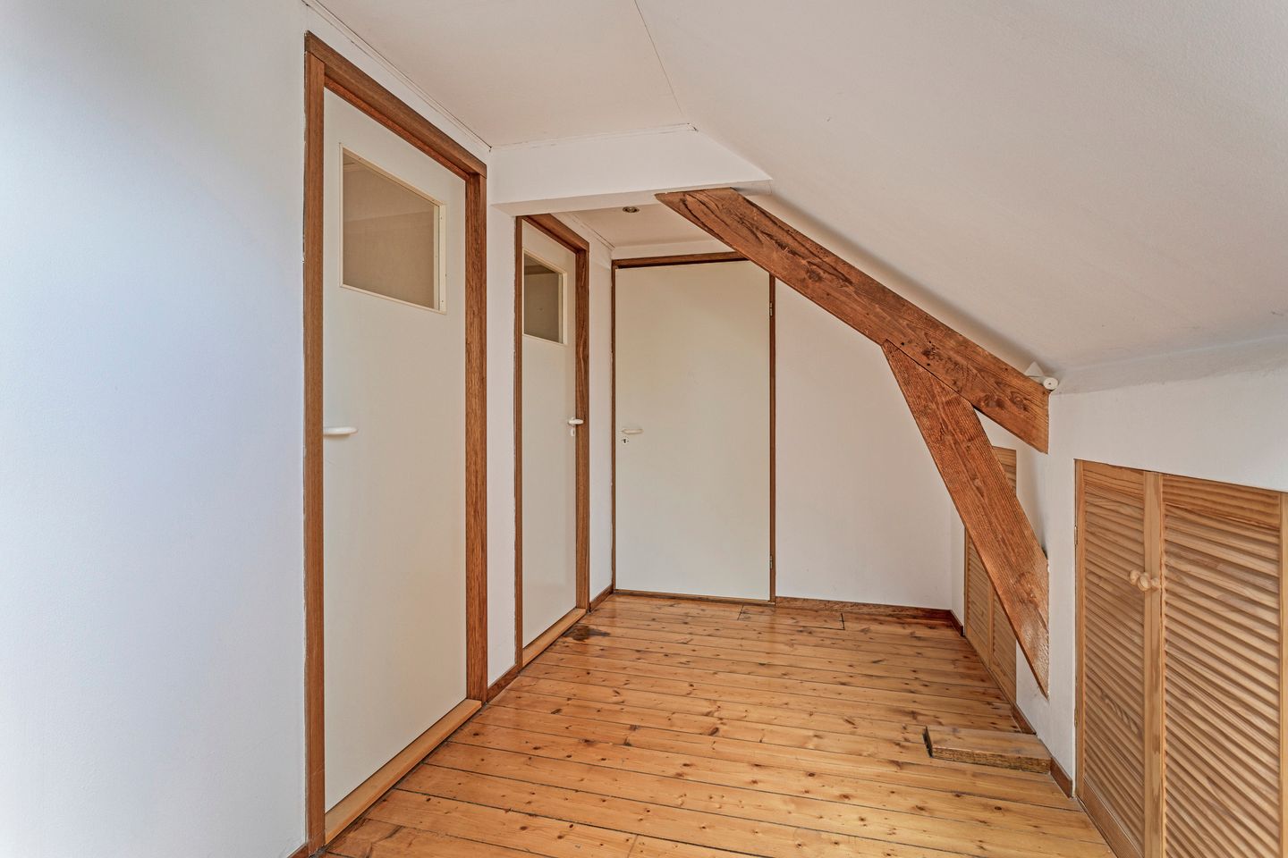 Foto 25 van Robert Regoutstraat 15