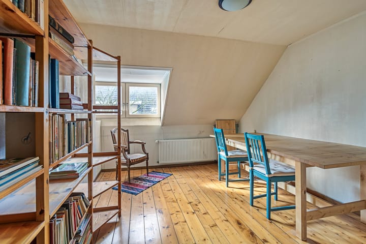 Foto 28 van Robert Regoutstraat 15