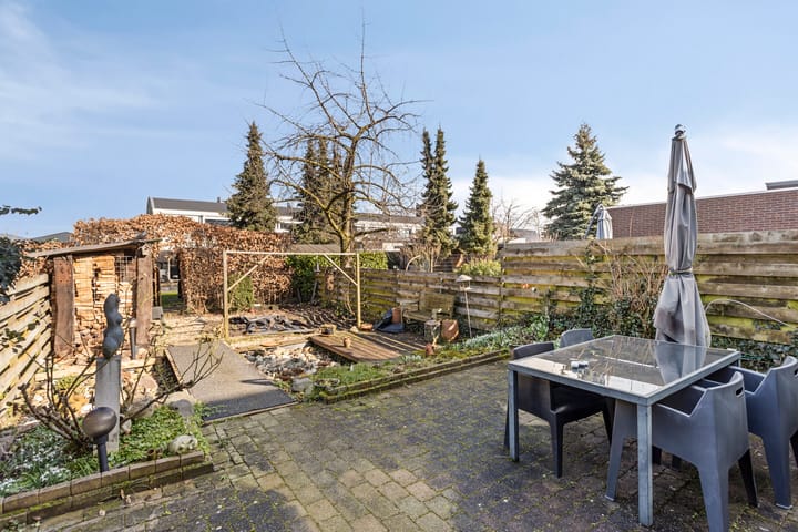 Foto 35 van Robert Regoutstraat 15