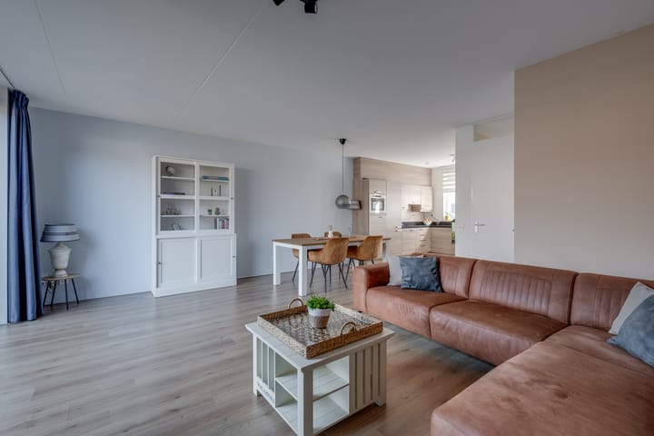 Foto 11 van Van der Willigenstraat 28