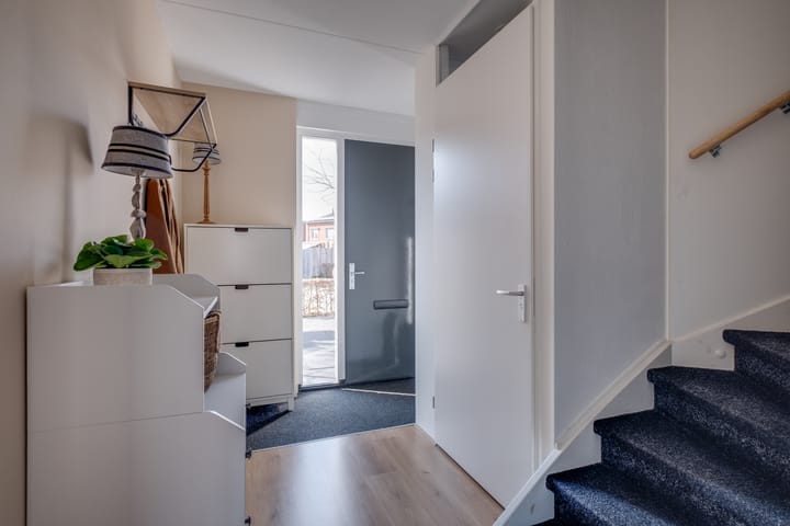 Foto 19 van Van der Willigenstraat 28