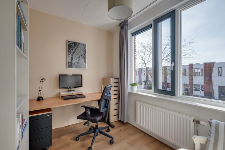 Foto 26 van Van der Willigenstraat 28