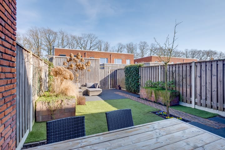 Foto 33 van Van der Willigenstraat 28