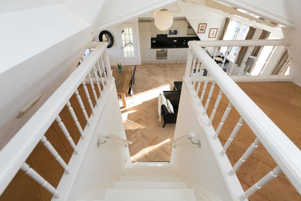 Foto 42 van Riouwstraat 62-A