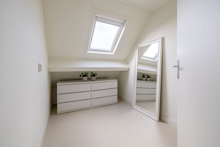 Foto 45 van Great Sminia 28