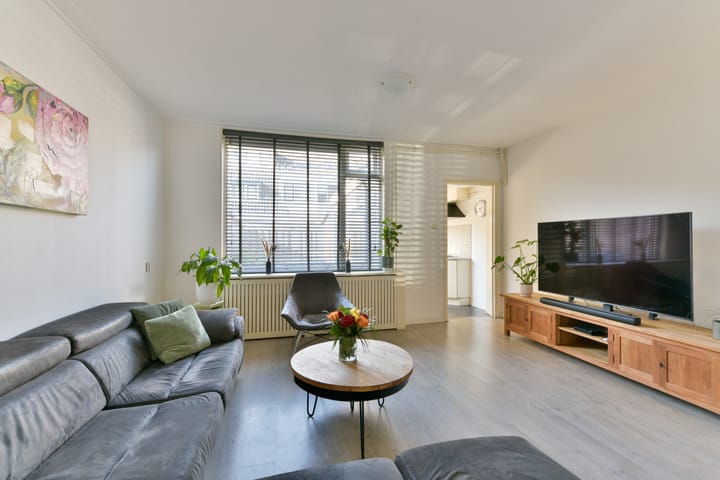 Foto 6 van Burgemeester Strick van Linschotenstraat 22