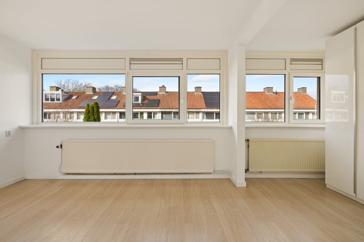 Foto 26 van Pluimessenlaan 8