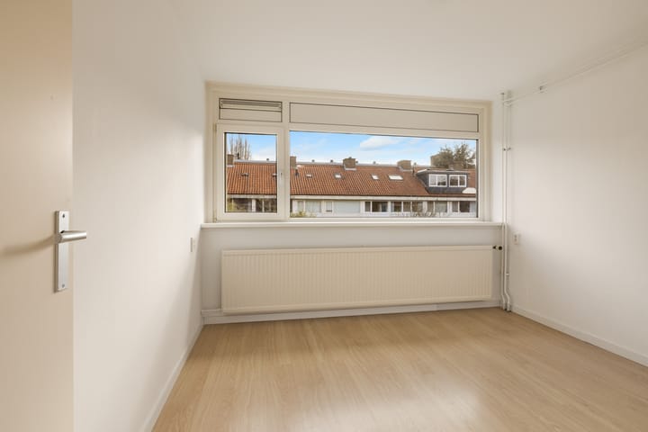 Foto 30 van Pluimessenlaan 8