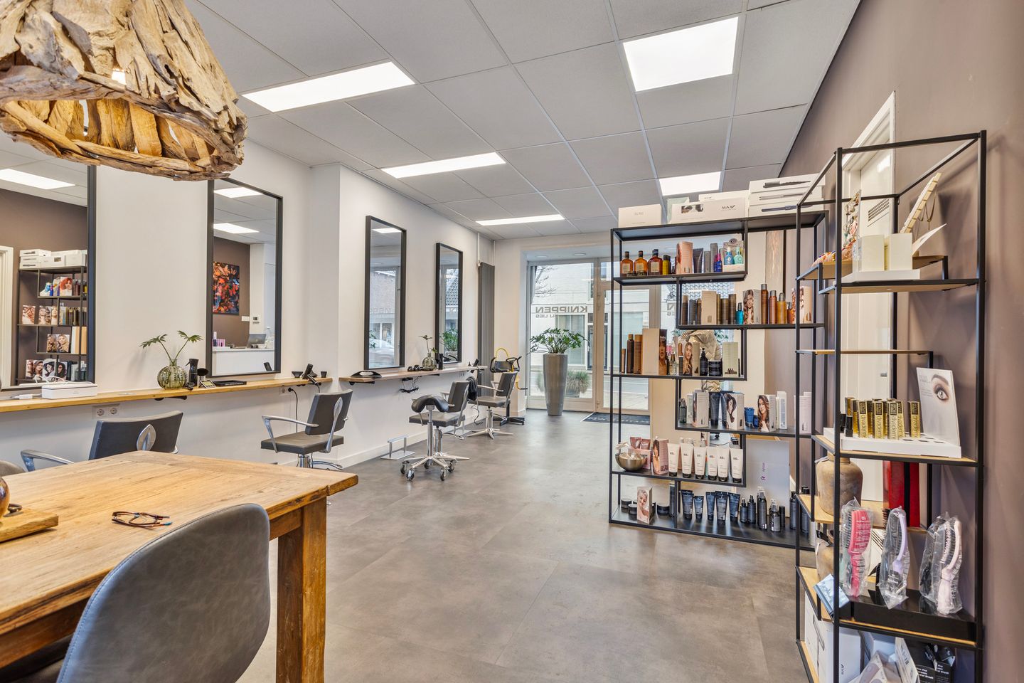 View photo 3 of Rijksstraatweg 27