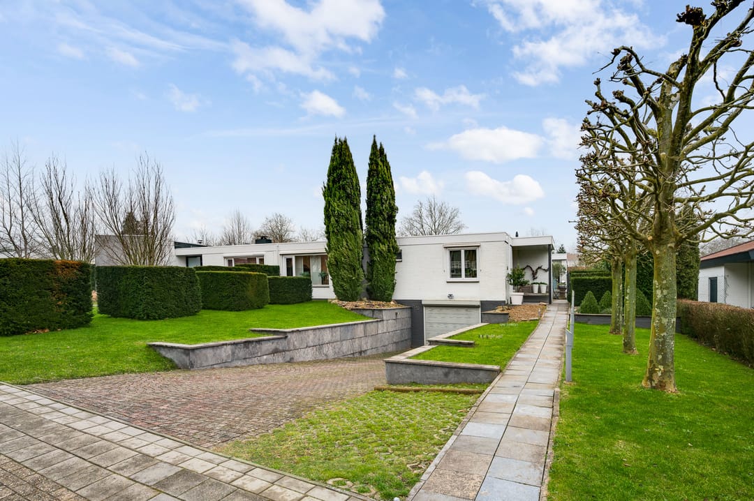 Foto 1 van Pastoor Arnold Somyasingel 10