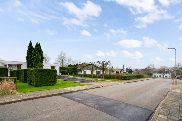 Foto 24 van Pastoor Arnold Somyasingel 10