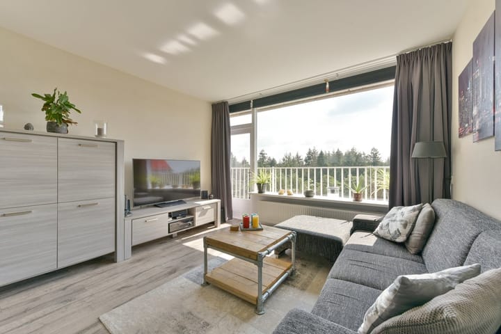 Photo 8 of Anna Paulownalaan 143