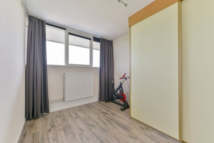 Photo 20 of Anna Paulownalaan 143