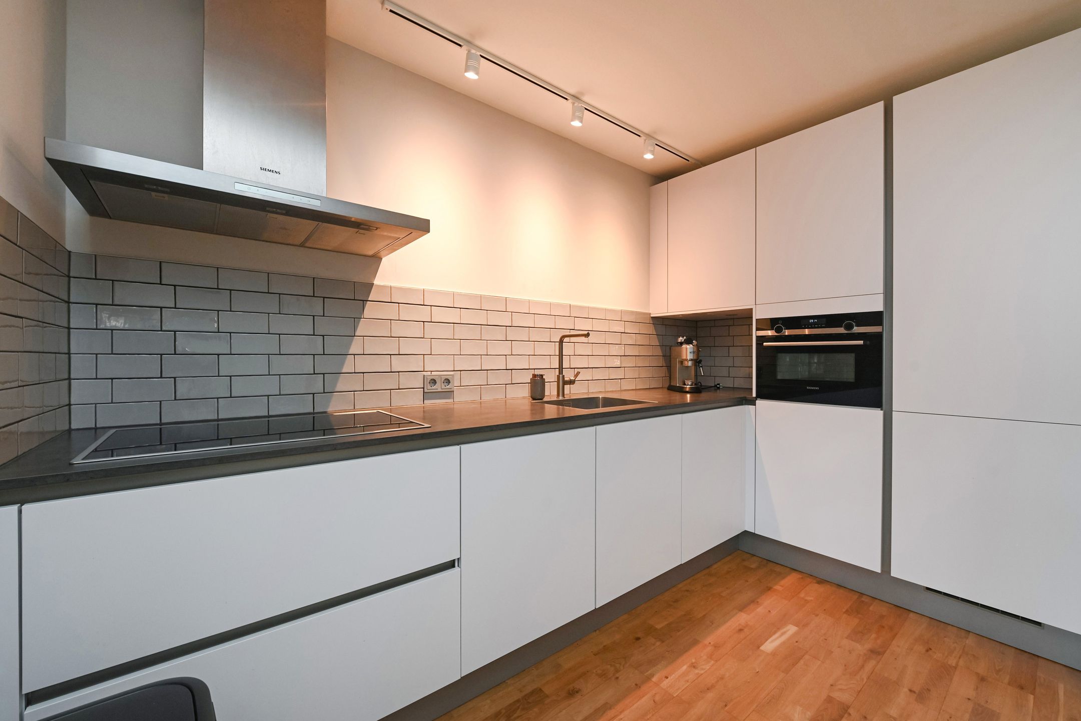 Photo 3 of Redelaan 42