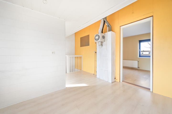 Foto 38 van Koolzaadveld 9